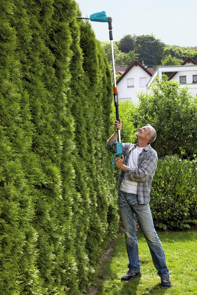 Akumulatora teleskopiskās dzīvžoga šķēres bez akumulatora Gardena THS 42/18V P4A 14732-55 cena un informācija | Dzīvžogu un zāles šķēres | 220.lv