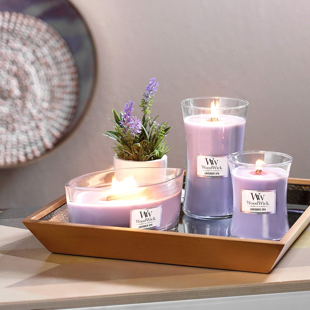 WoodWick aromātiska svece Lavender Spa, 453,6 g цена и информация | Sveces un svečturi | 220.lv