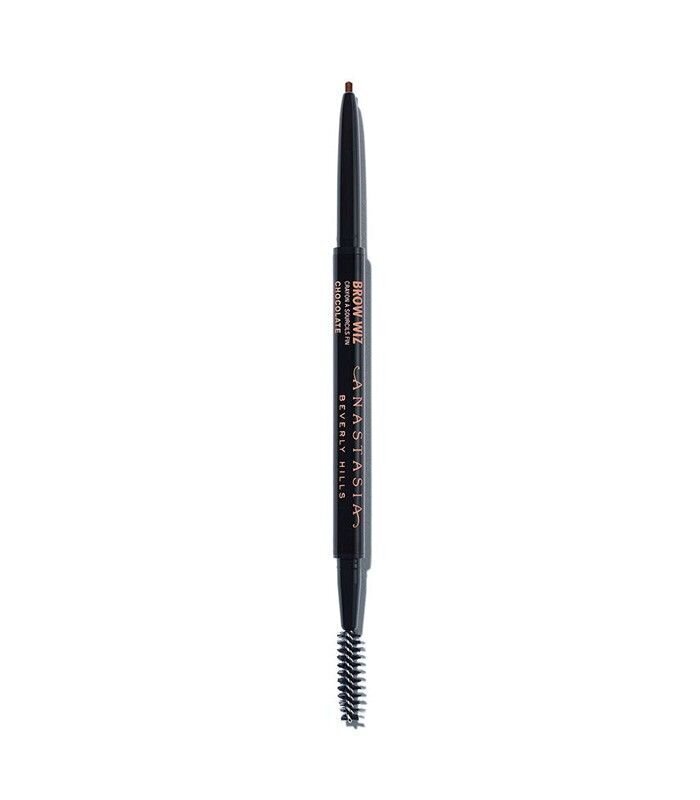 Uzacu zīmulis Anastasia Beverly Hills Brow Wiz, 0,09 g, 08 Chocolate cena un informācija | Uzacu krāsas, zīmuļi | 220.lv