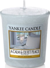 Ароматическая свеча Yankee Candle A Calm & Quiet Place 49 г цена и информация | Подсвечники, свечи | 220.lv