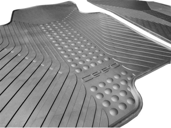 KIA Ceed 2012-> melns цена и информация | Gumijas paklājiņi pēc auto modeļiem | 220.lv