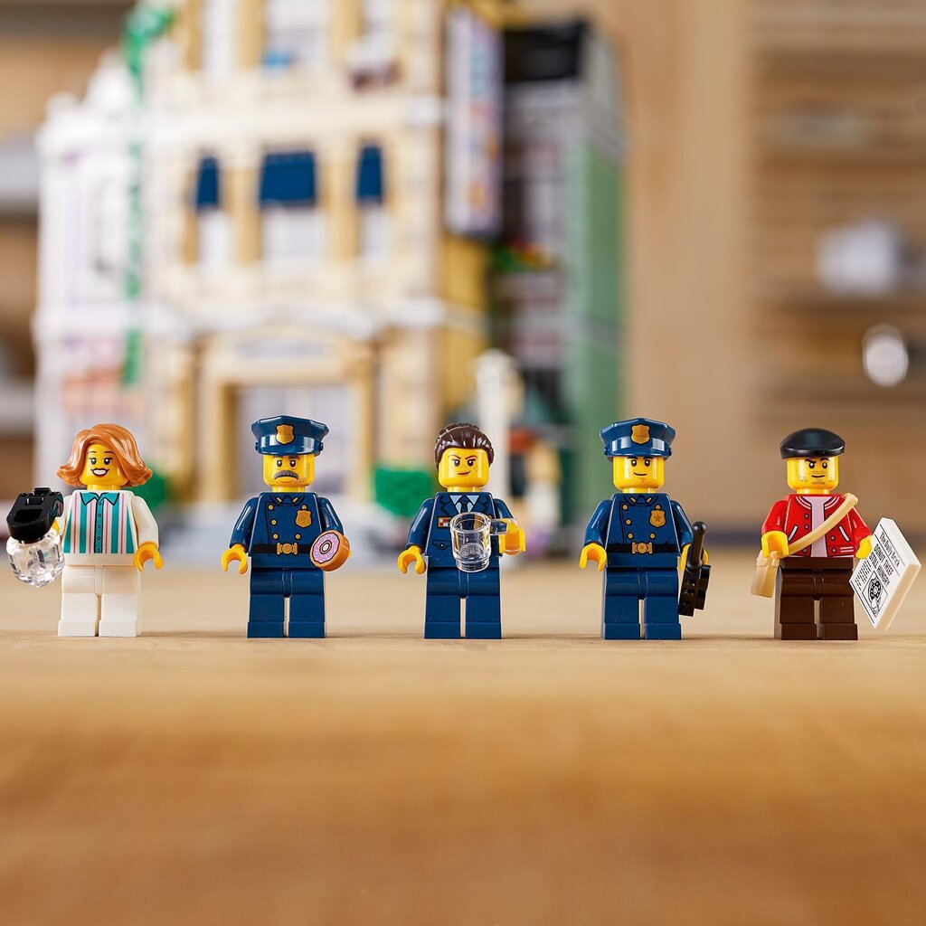 10278 LEGO® Icons Policijas iecirknis cena un informācija | Konstruktori | 220.lv
