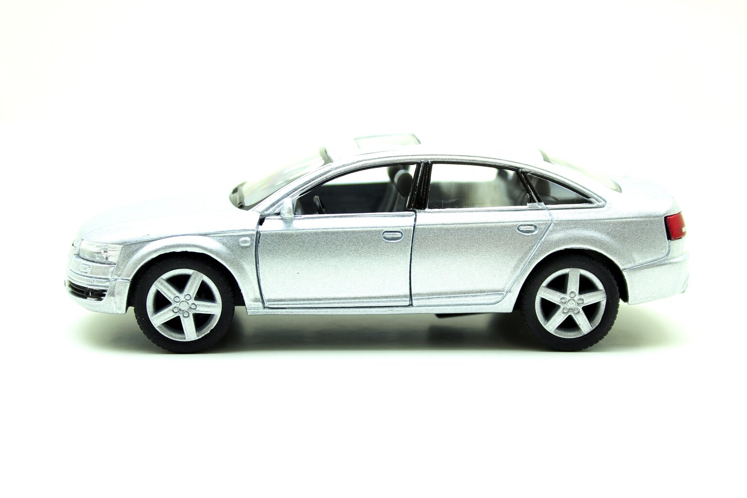 Automašīnas modelis Kinsmart AUDI A6 цена и информация | Rotaļlietas zēniem | 220.lv