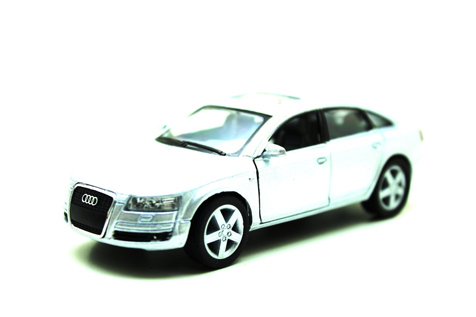 Automašīnas modelis Kinsmart AUDI A6 cena un informācija | Rotaļlietas zēniem | 220.lv