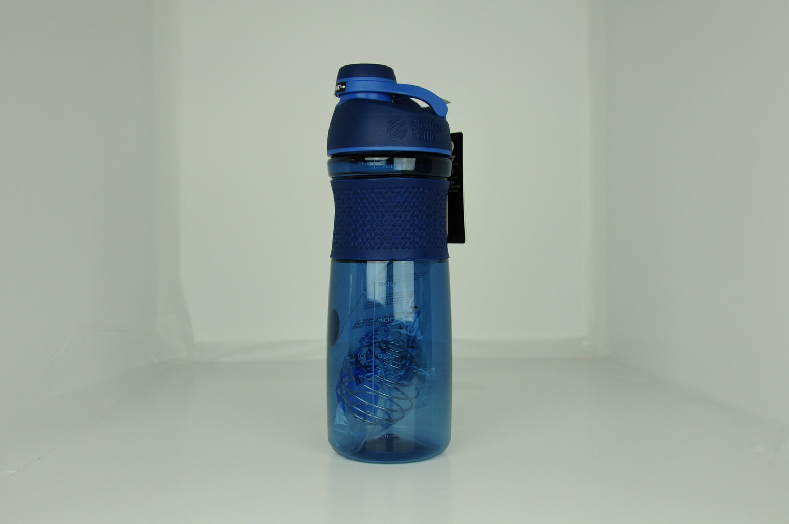Šeikeris BlenderBottle SportMixer, 820 ml - tumši zils цена и информация | Ūdens pudeles | 220.lv