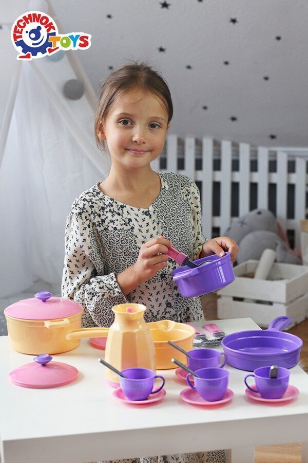 Rotaļu trauku komplekts bērniem maisiņā, 3 gadi + cena un informācija | Rotaļlietas meitenēm | 220.lv