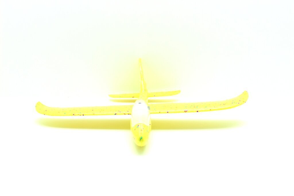 Putuplasta aerodinamiskā lidmašīna 168, dzeltena cena un informācija | Rotaļlietas zēniem | 220.lv