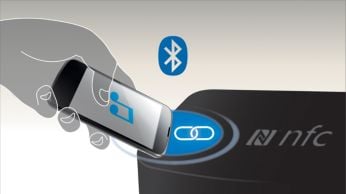Viena pieskāriena vadība, izmantojot NFC, ar viedtālruņiem savienošanai pārī, izmantojot Bluetooth