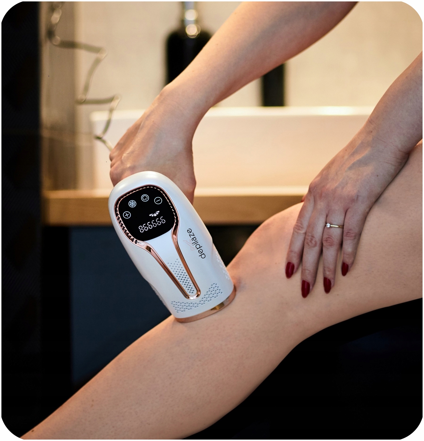 LASER Epilator IPL Body Depilaze BIKINI Dominējošā krāsa balta