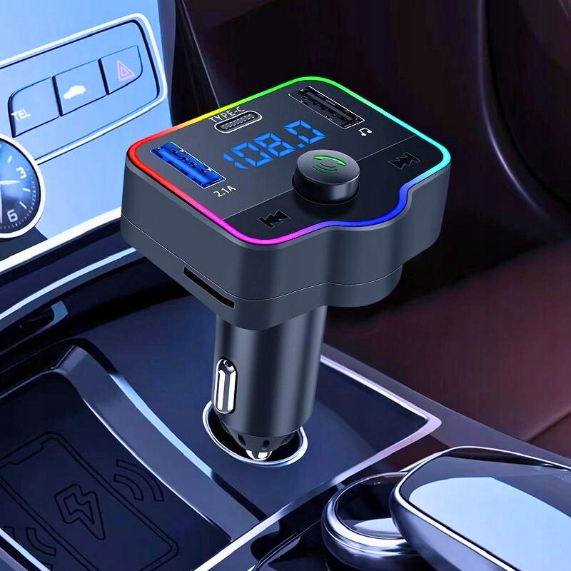 BLUETOOTH 5.0 raidītājs CAR MICRO SD FM lādētājs 2xUSB TYPE-C QUICK Papildu funkcijas Atmiņas karšu lasītājs Iebūvēts mikrofona displejs